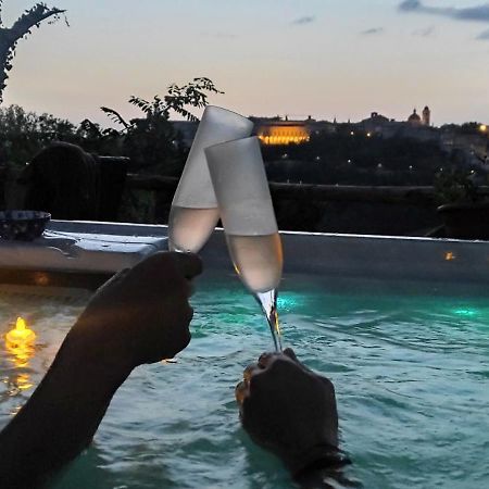 Ca'Lavalle B&B Urbino Bagian luar foto