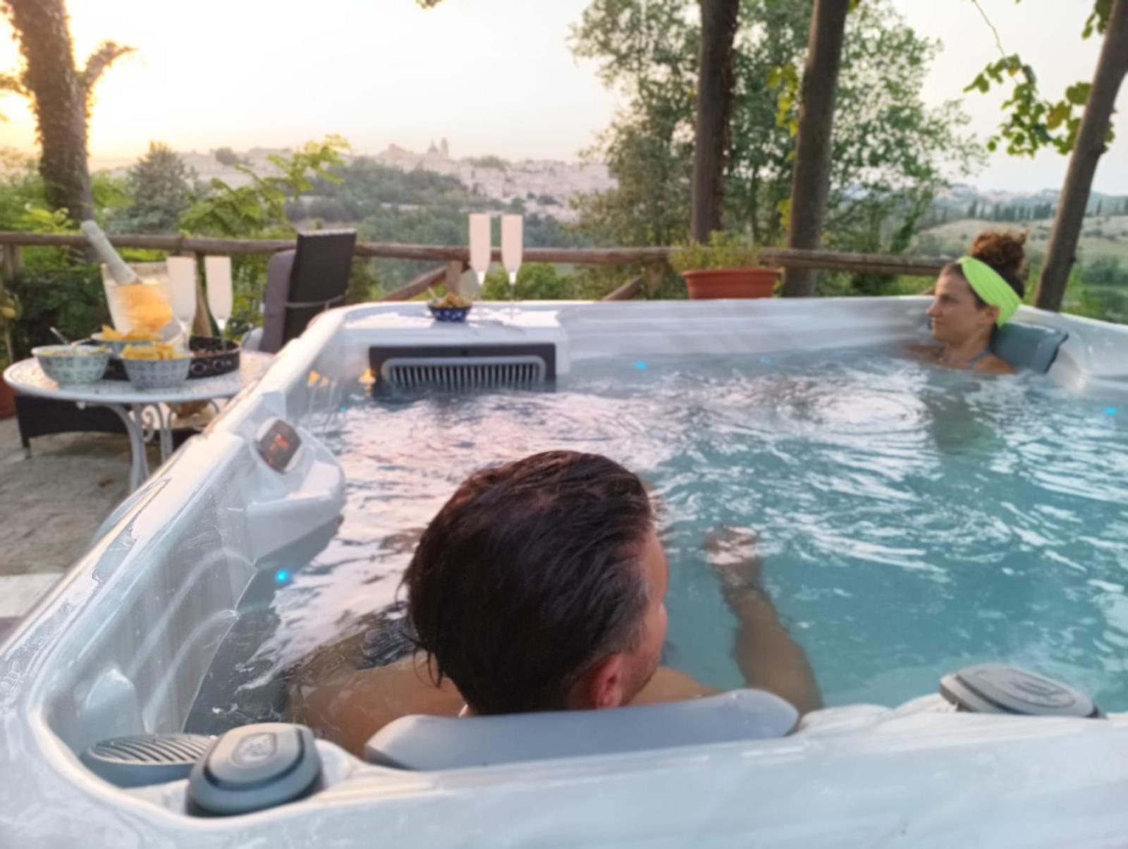 Ca'Lavalle B&B Urbino Bagian luar foto