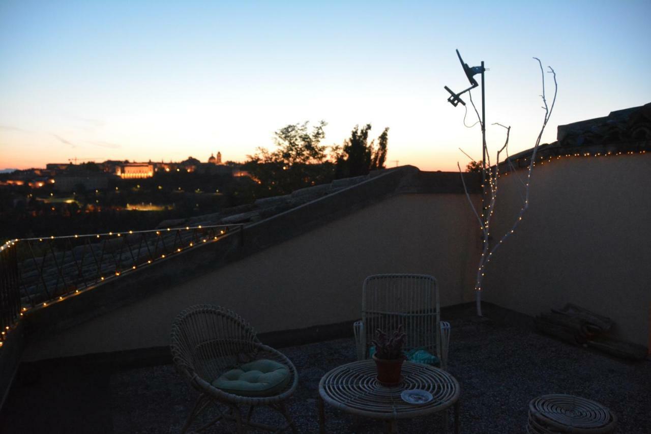 Ca'Lavalle B&B Urbino Bagian luar foto